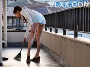 Ngủ chung phòng với quản lý nữ múp vl trong chuyến công tác vietsub