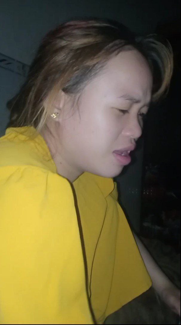 Cô chủ nhà dâm gạ tình chàng sinh viên năm nhất